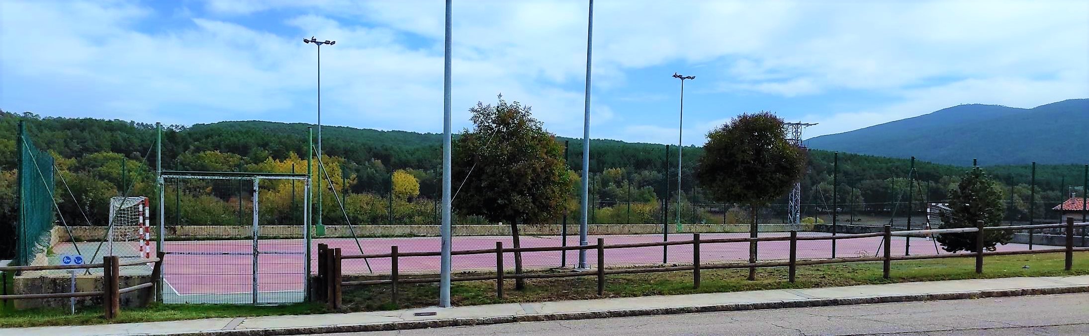 PISTA POLIDEPORTIVA