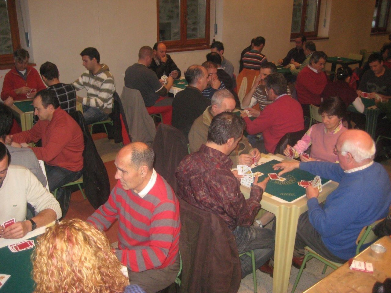 CAMPEONATO DE MUS Y GUIÑOTE